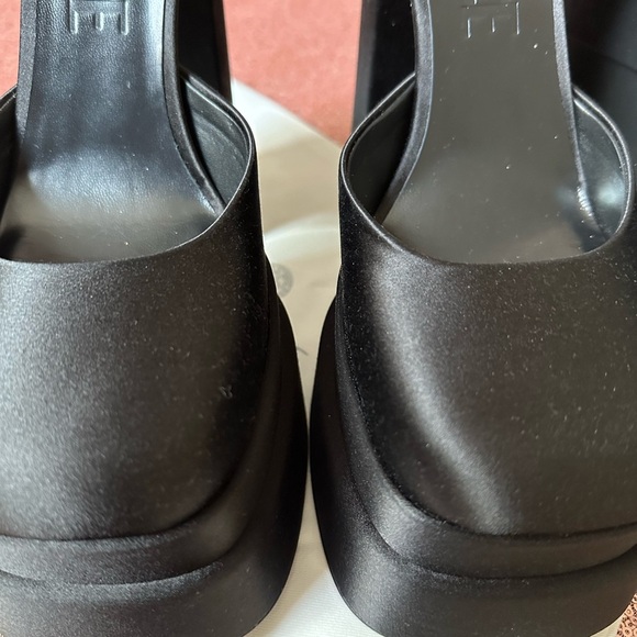 Versace Sandals 9.5 Black. Authentic Aevitas Medusa Crystal Ankle-Strap Platform - Picture 11 of 13